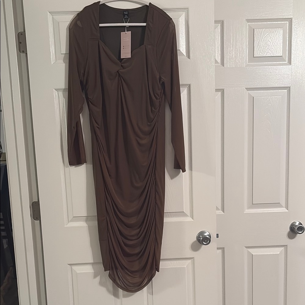 Elegant Brown Long Sleeve Dress